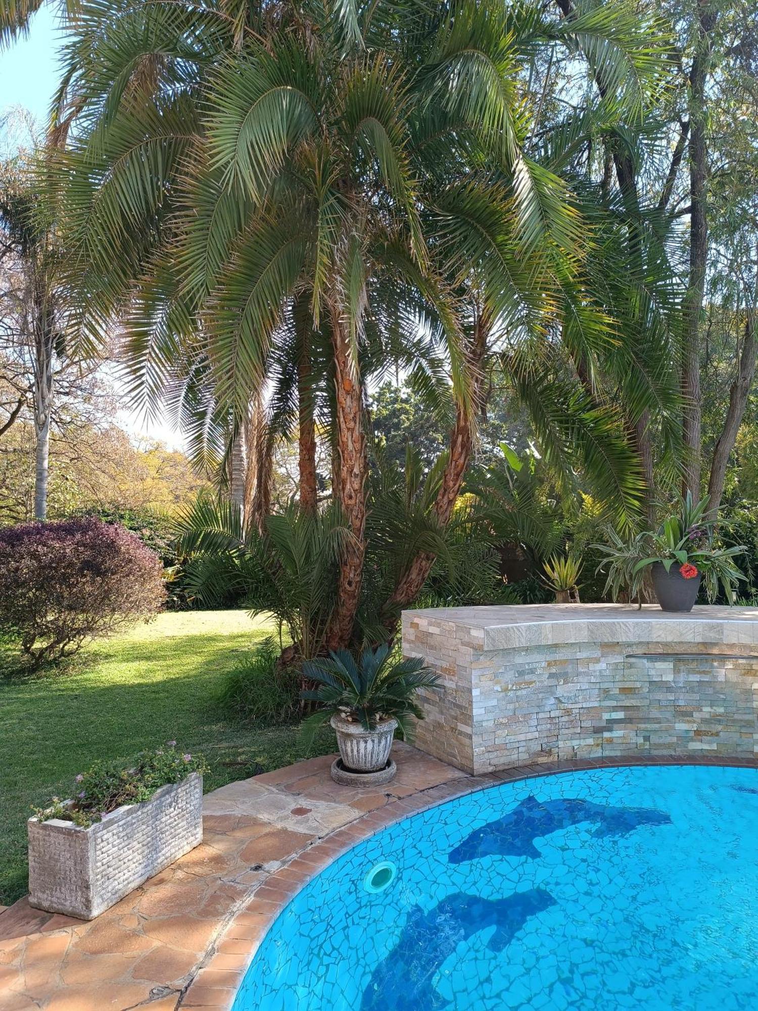 Jacaranda Hotel Harare Eksteriør billede