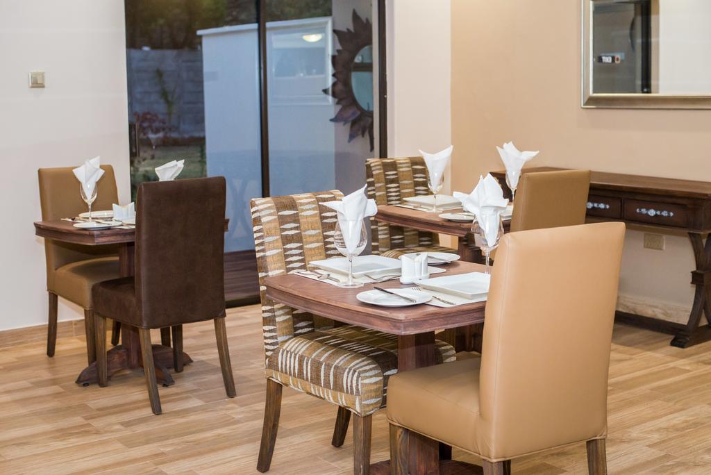 Jacaranda Hotel Harare Eksteriør billede