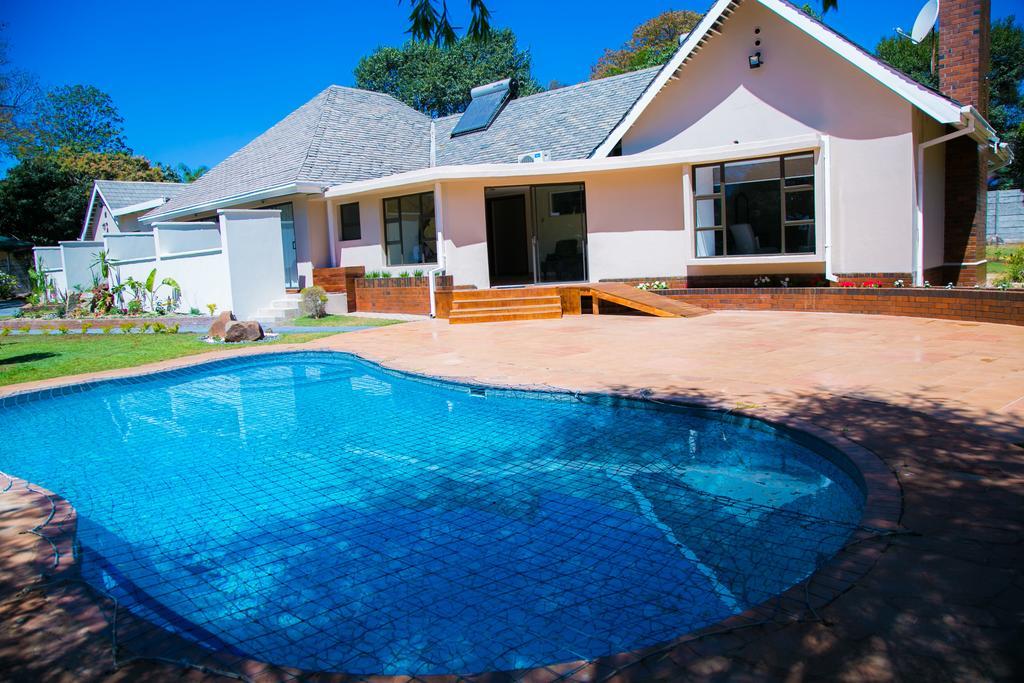 Jacaranda Hotel Harare Eksteriør billede